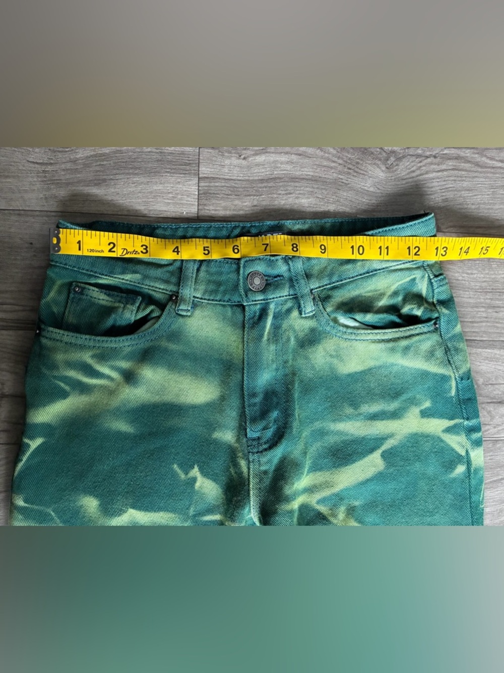 Jaded London Green Abstract
Swirl Jeans Y2K Streetwear
Boyfriend Fit. Size W24. - Picture 5 of 16